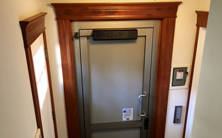 Genesis shaftway model vertical platform lift for wheelchairs