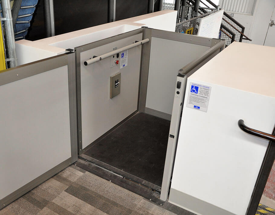 Homelift Elvoron H von Garaventa Lift Home Elevator